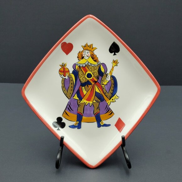 Tabletops Gallery King of Hearts Snack Plates Poker Playing Cards Serving Plates - Picture 5 of 7
